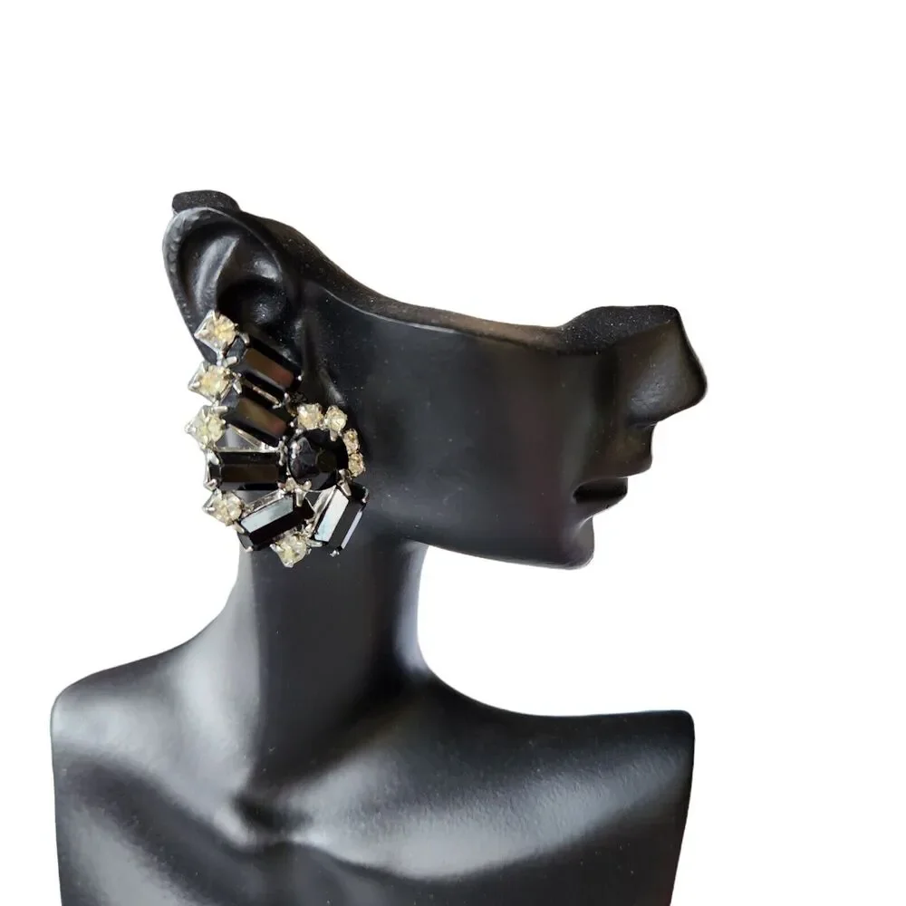 Weiss Signed Black Clear Rhinestones Clip On Vintage Earrings 1.5